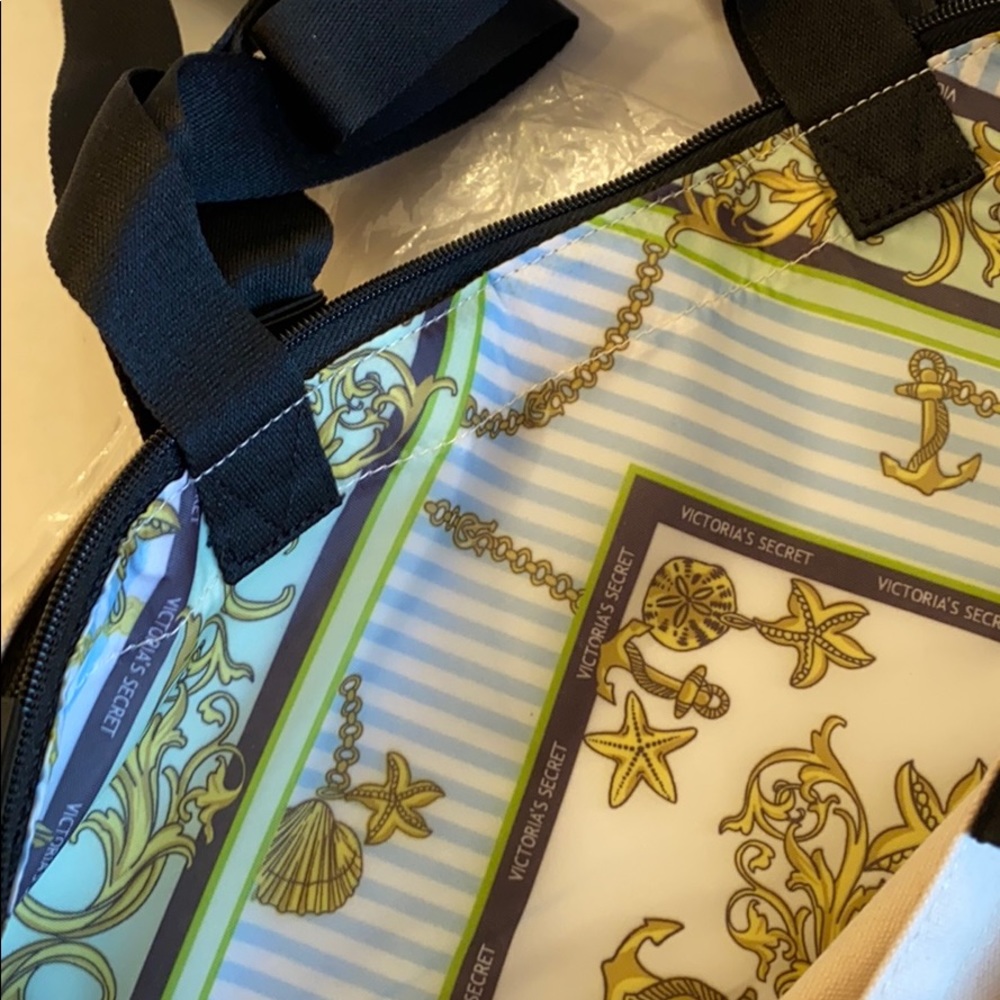 Victoria’s Secret canvas tote bag & cooler bag - Picture 5 of 6